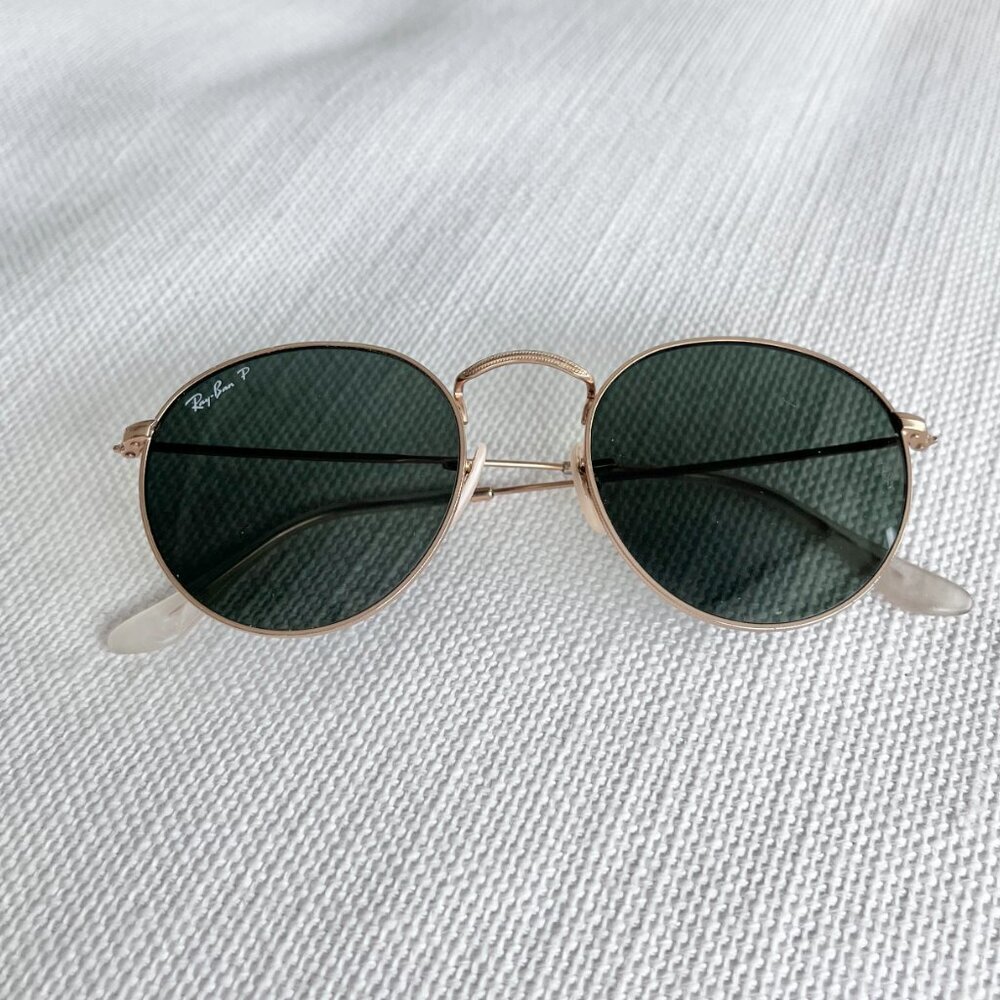 Ray-Ban RB3447 Gold Round Polarized Metal Sunglasses Dark Gray Lens Classic